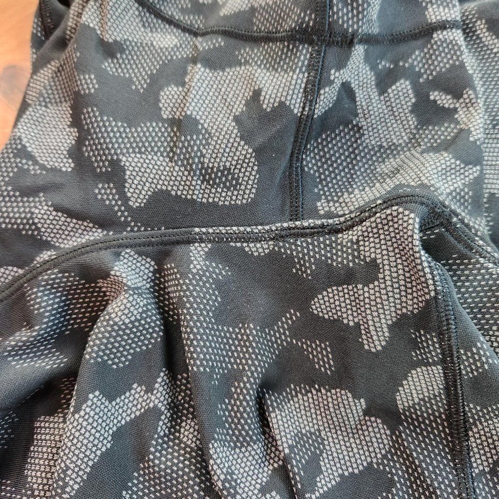 Lululemon Long Distance Short Sleeve - Picture 3 of 5